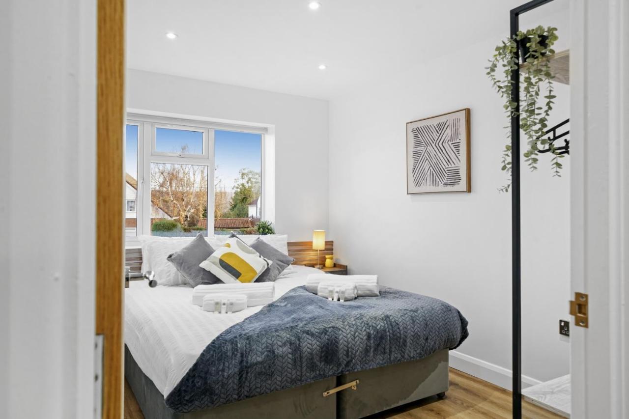 Modern Bungalow In Maidstone Sleeps 5 With Free Parking المظهر الخارجي الصورة