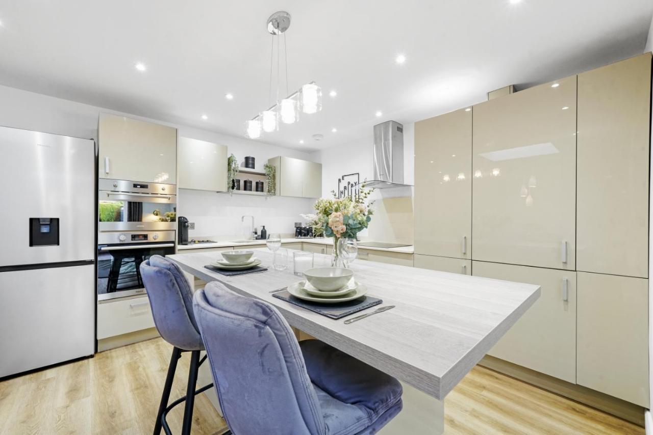 Modern Bungalow In Maidstone Sleeps 5 With Free Parking المظهر الخارجي الصورة