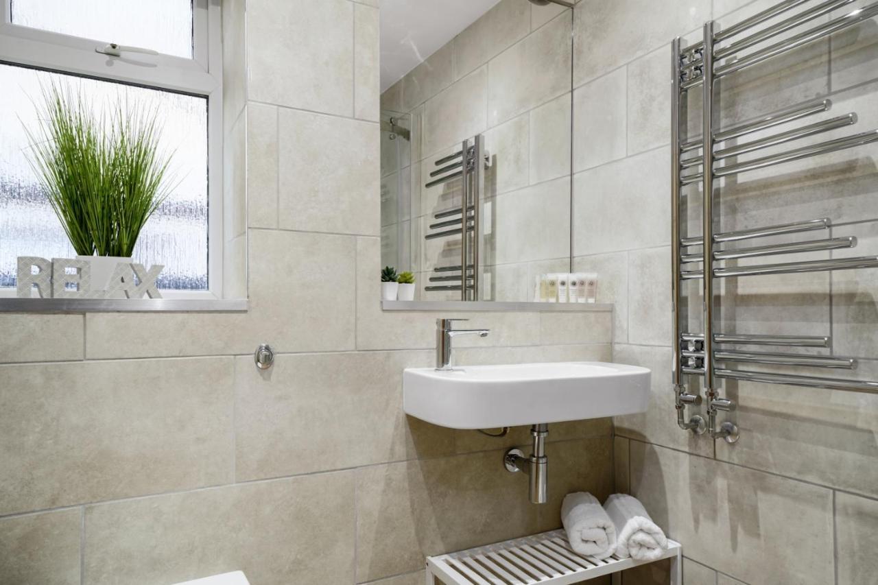 Modern Bungalow In Maidstone Sleeps 5 With Free Parking المظهر الخارجي الصورة